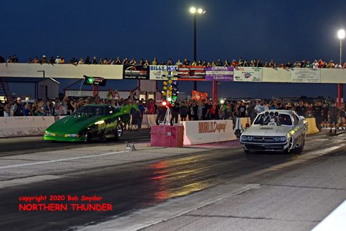 (left lane) Shane Blanton - 
'Bad Company' vs (right lane) Dustin Bradford - 'American Dream'